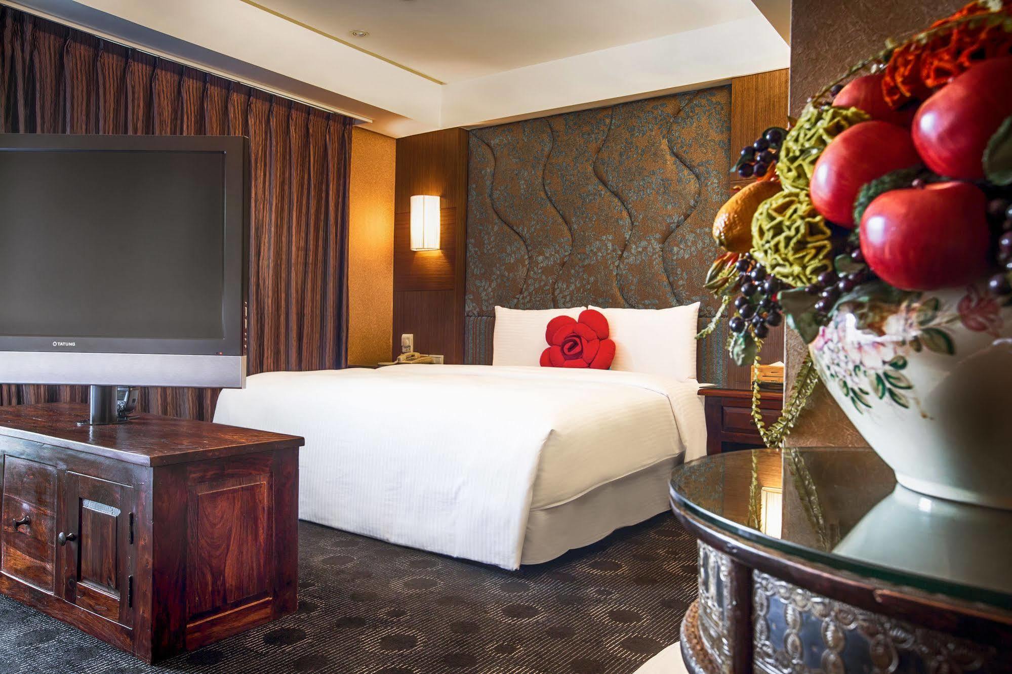 Cai She Hotel Taipei Exterior photo